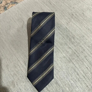 Canali tie 100% silk